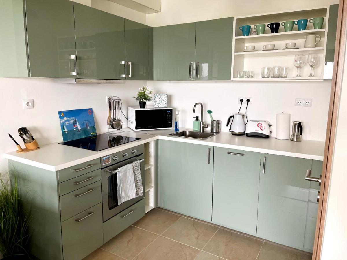 Vizpart Honved Apartman Balatonlelle Buitenkant foto