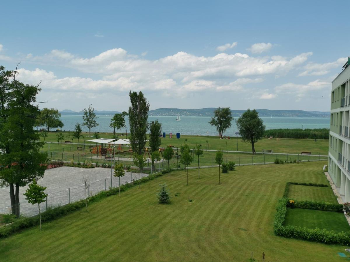 Vizpart Honved Apartman Balatonlelle Buitenkant foto